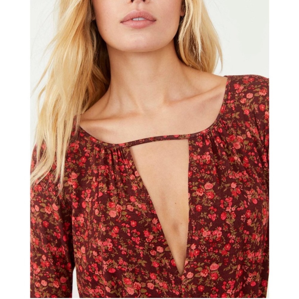 NWT Free People Kaya Floral Printed Long Sleeve Plunge Neckline Bodysuit - Picture 4 of 13
